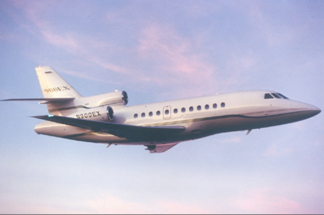 Un jet Falcon 900 EX Un jet Falcon 900 EX